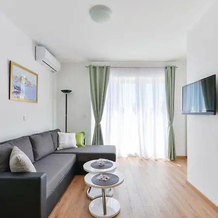 Medved 1 By Interhome Διαμέρισμα