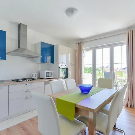 Διαμέρισμα Medved 1 By Interhome *