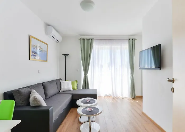 Medved 1 By Interhome Διαμέρισμα