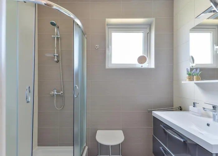 Medved 1 By Interhome * Vir